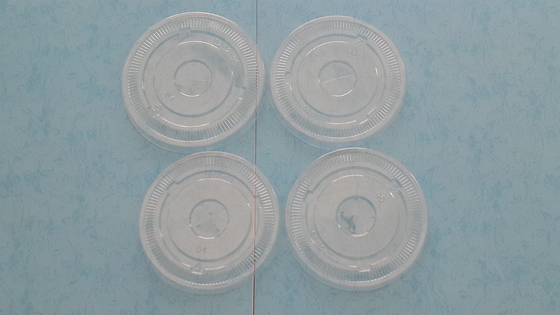 China PET 90 mm de diâmetro Limpar o papel horizontalmente Cup tampas para Bebida Fresca copos de papel fornecedor