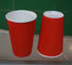 Os copos de papel da ondinha vermelha do papel revestido do PE isolaram copos de café com tampas 500ml fornecedor